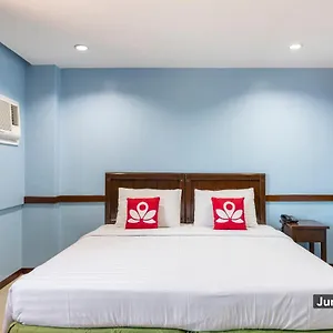 Hotel Zen Roxas Avenue